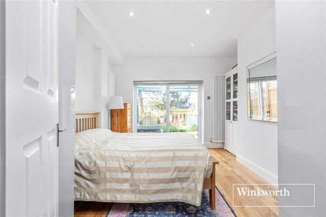 Eversleigh Road, Finchley, N3