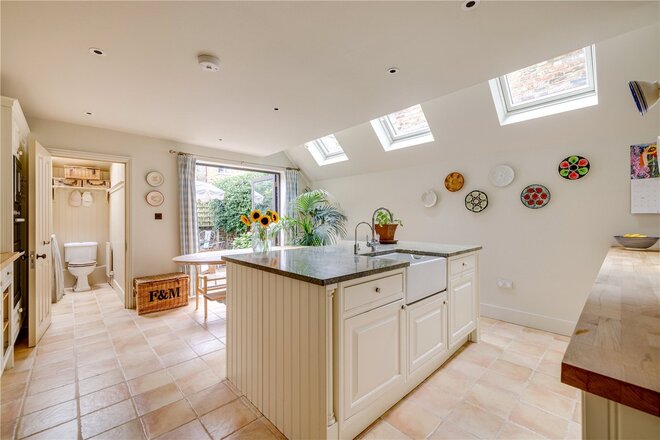 Gastein Road, London, W6