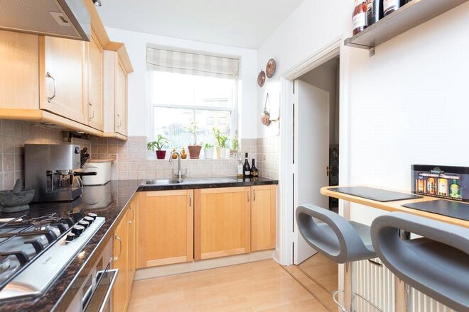 St Thomas Road, Finsbury Park, N4