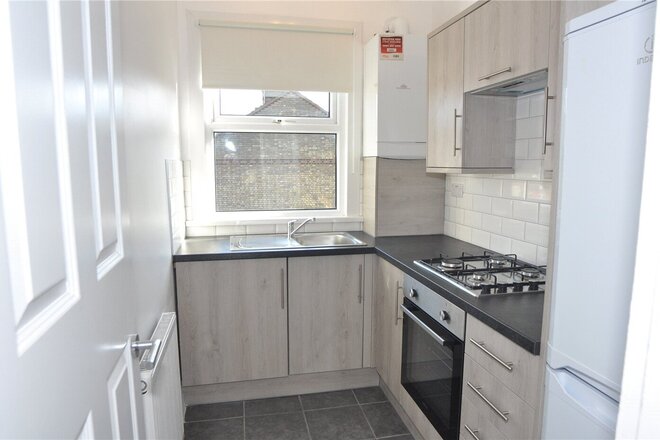 Oakleigh Road South, London, N11
