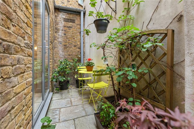 Balls Pond Place, London, N1