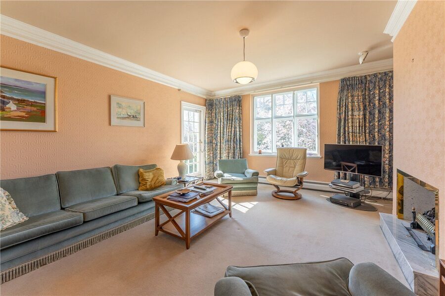 Sitting Room To Rear