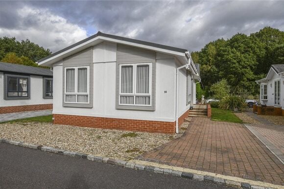 Pinewood Caravan Park, Berkshire, RG40