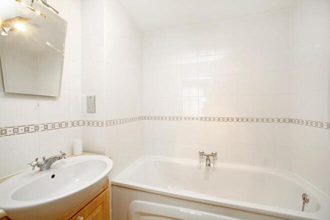 Southampton Row, London, WC1B