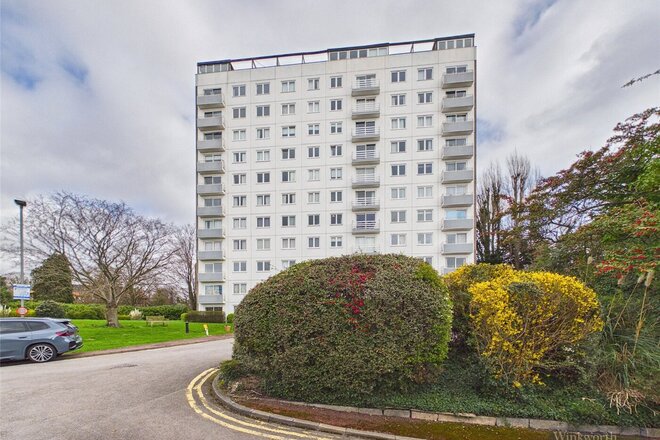 Eaton Drive, Kingston upon Thames, KT2