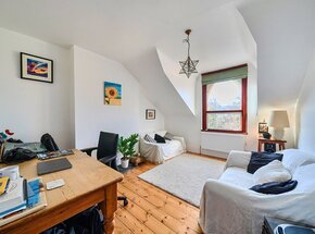 Chalfont Road, London, SE25