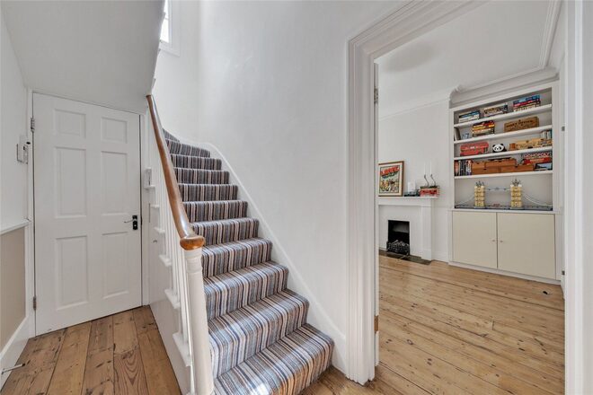 Ordnance Hill, London, NW8