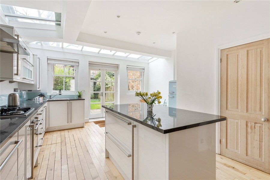 Picture No. 04