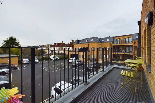 Red Lion Road, Surbiton, KT6