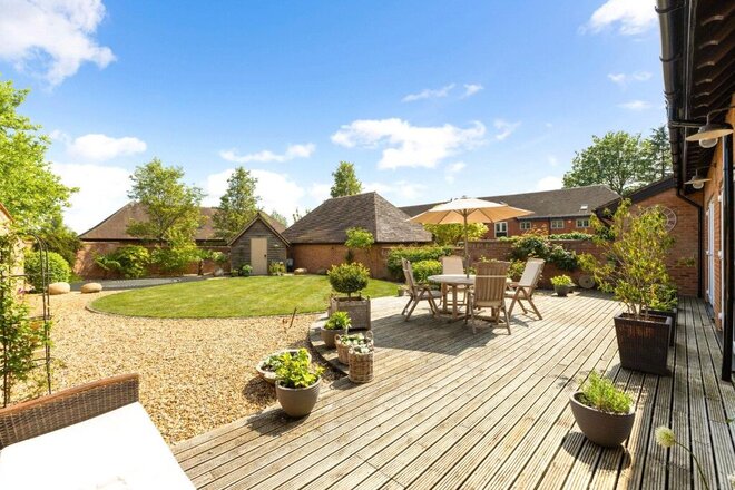 Moreton Paddox, Warwick, CV35