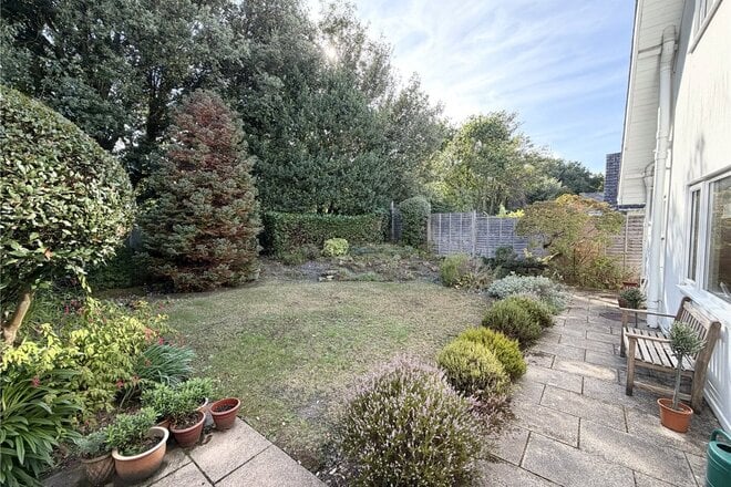 Surrey Gardens, Dorset, BH4