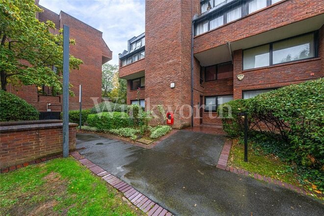 Chandos Way, London, NW11