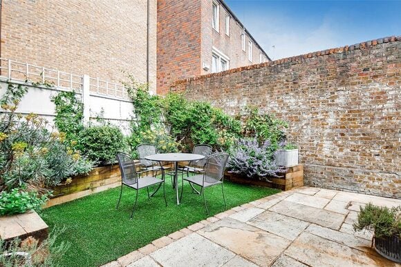 Ropery Street, London, E3