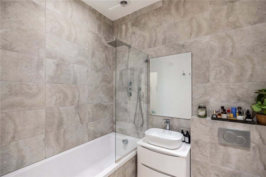 Bathroom P1