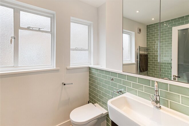 Woodwarde Road, East Dulwich, SE22