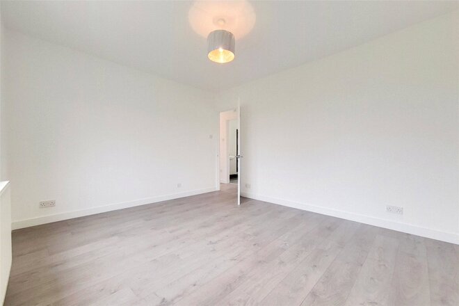 Hill Crescent, Surbiton, KT5