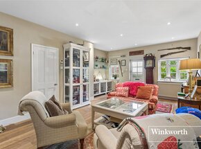 Totteridge Village, London, N20