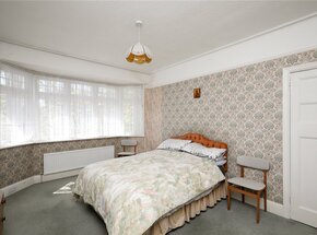 Gunnersbury Gardens, London, W3