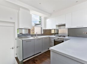 Dunlace Road, London, E5