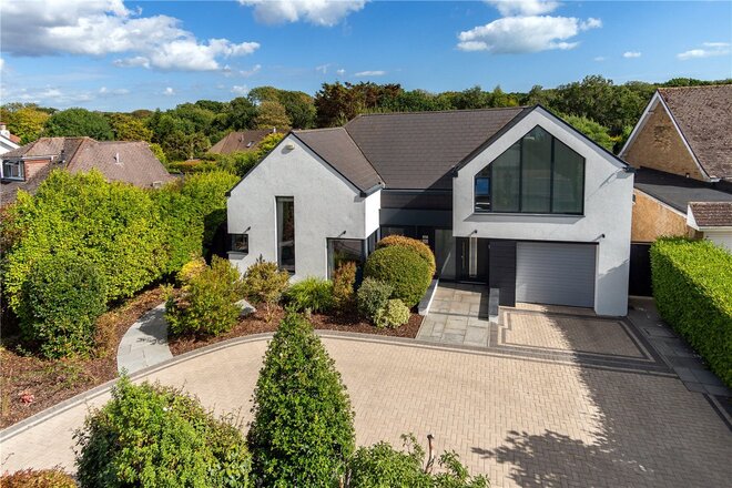Montagu Road, Christchurch, BH23