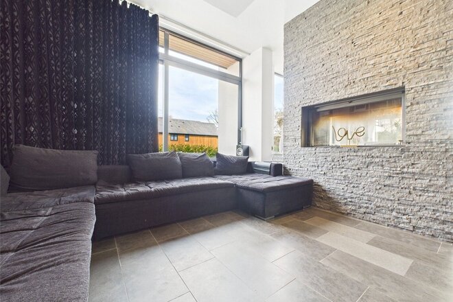 Ashford Hill Road, Thatcham, RG19