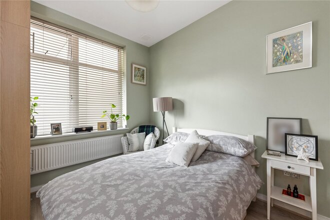 Shacklewell Lane, London, E8