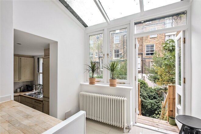 McGregor Road, London, W11