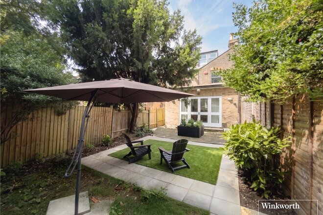 Johns Avenue, London, NW4