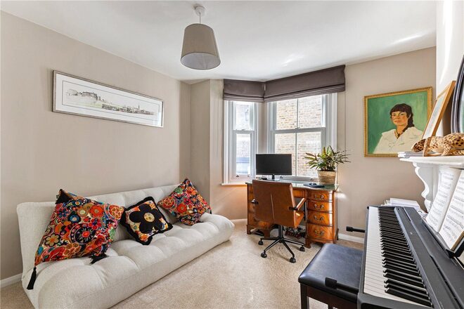 Taybridge Road, London, SW11