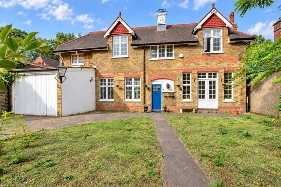 Hardy Road, Blackheath, SE3