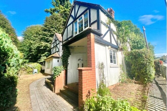 Hatch Lodge, West End, SO30