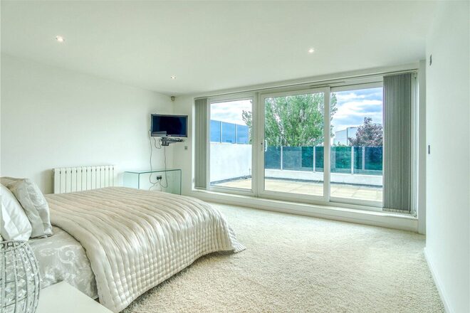 Dorset Lake Avenue, Poole, BH14