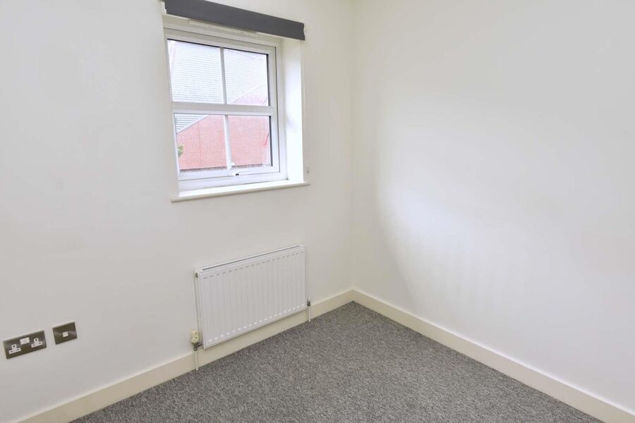 A BEDROOM 3.JPG