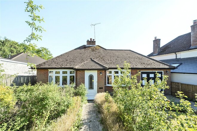 Larkfield Road, Surrey, GU9