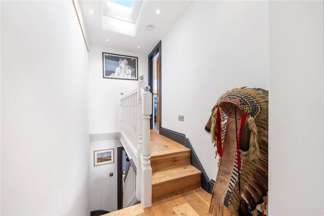 Henslowe Road, East Dulwich, SE22