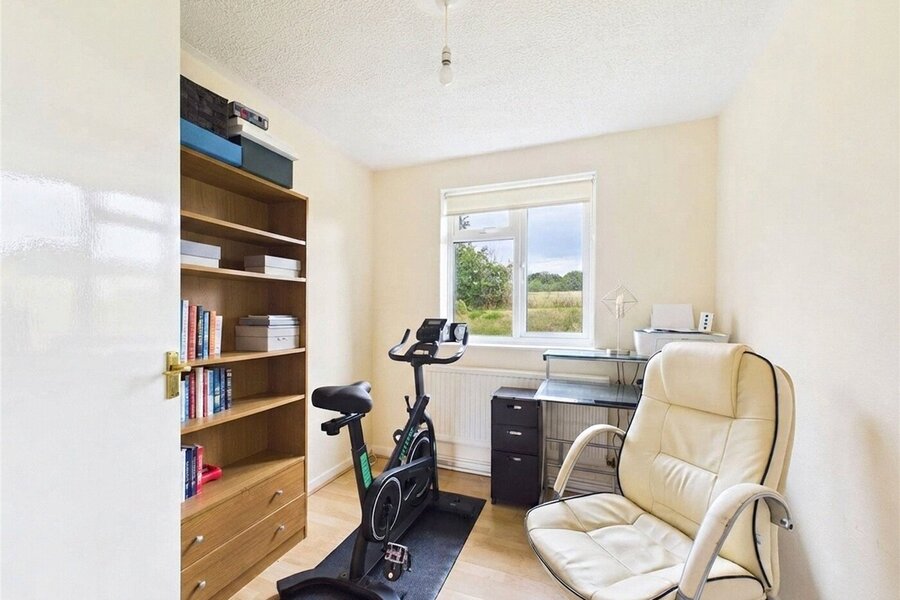 Bedroom/Study