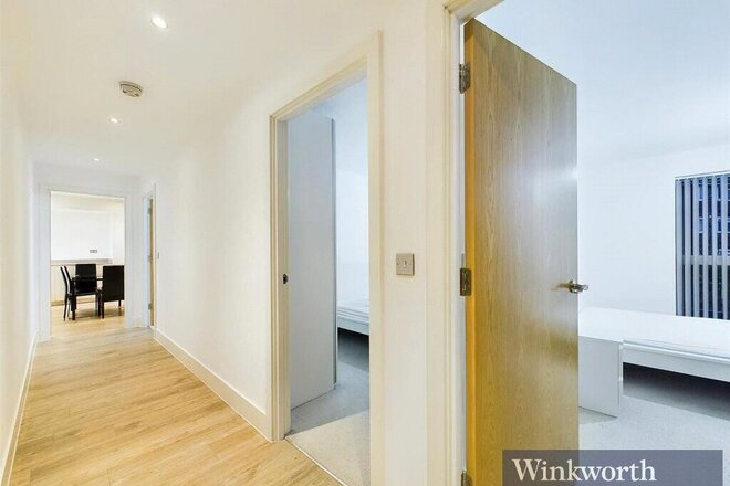 Lyon Road, Harrow, HA1