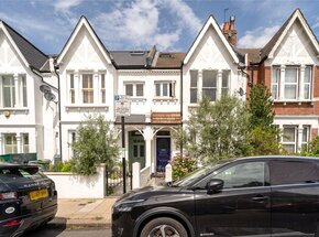 Sternhold Avenue, London, SW2