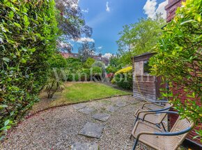Portsdown Avenue, London, NW11