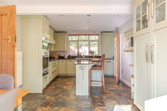Priory Road, Warwickshire, CV34