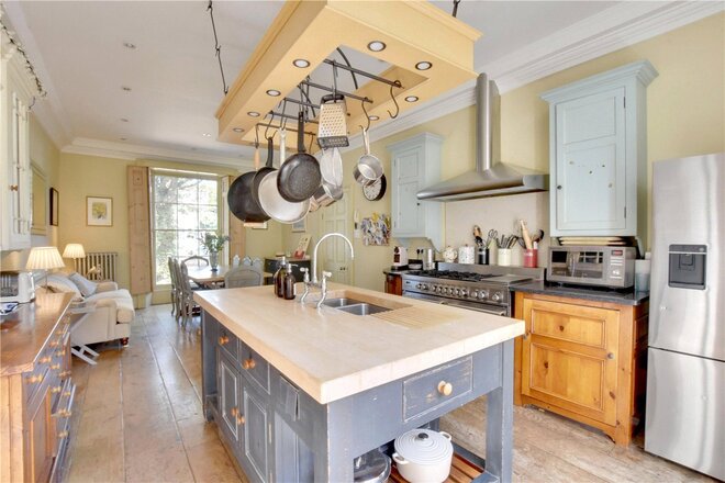 Shooters Hill Road, Blackheath, SE3