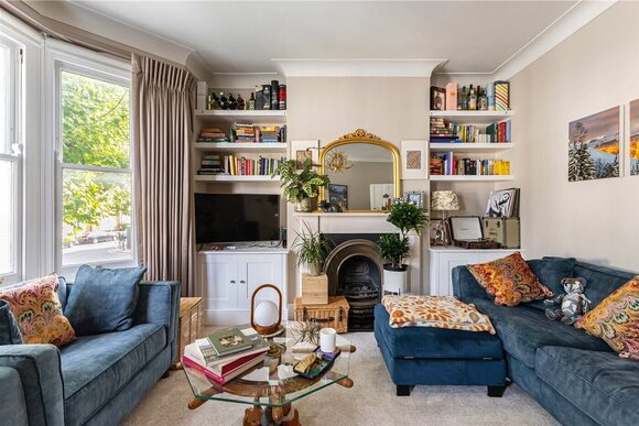 Taybridge Road, London, SW11