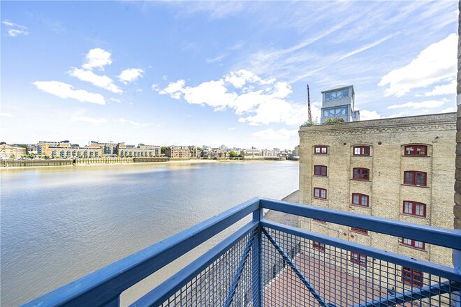 King & Queen Wharf, London, SE16