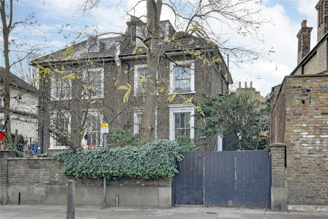 Woolwich Road, Greenwich, SE10