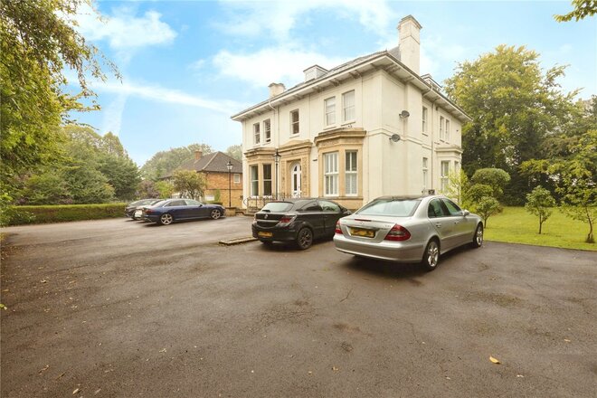 Queens Road, Gloucestershire, GL50