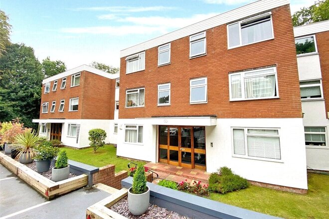 Branksome Wood Road, Dorset, BH4