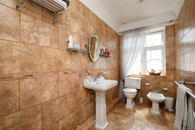 Tring Avenue, Ealing Common, W5