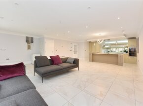 Gunnersbury Mews, London, W4