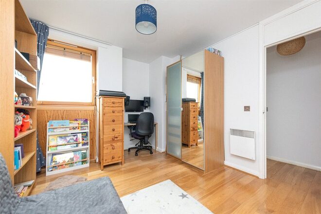 Donnington Road, London, NW10