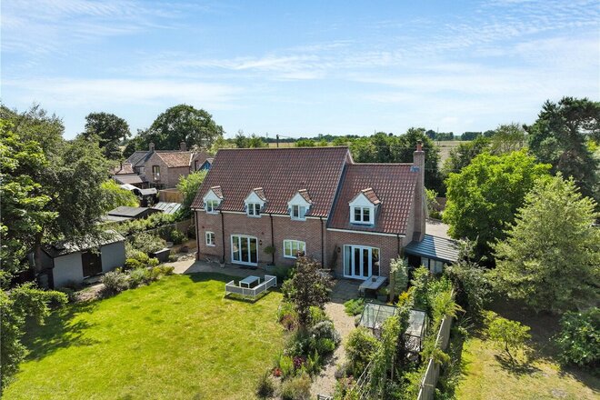 Dunwich Road, Halesworth, IP19